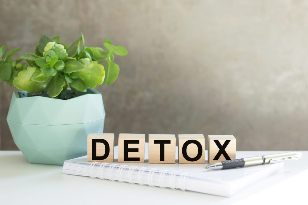 The word detox representing detox mistakes